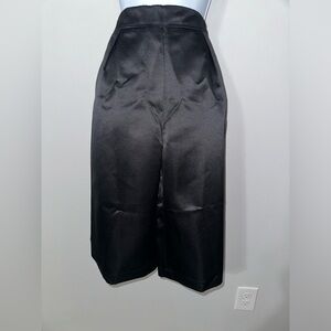 8PM Women’s Black Satin Pleated High Waist‎ Wide Leg Long Shorts NWT Size XS